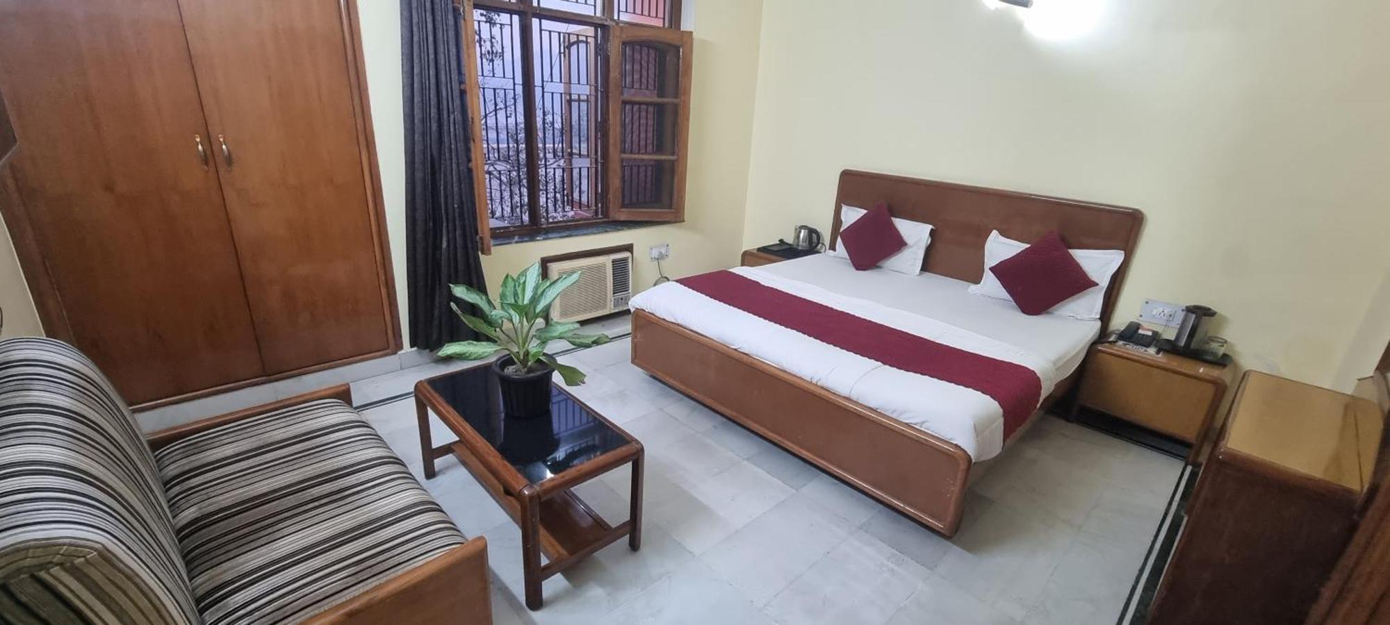 Hotel Har Ki Pauri By Around Stays Haridwār Exterior foto